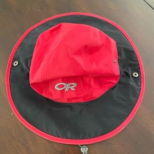 Outdoor research rain/ sun hat water proof size S. Fit a child